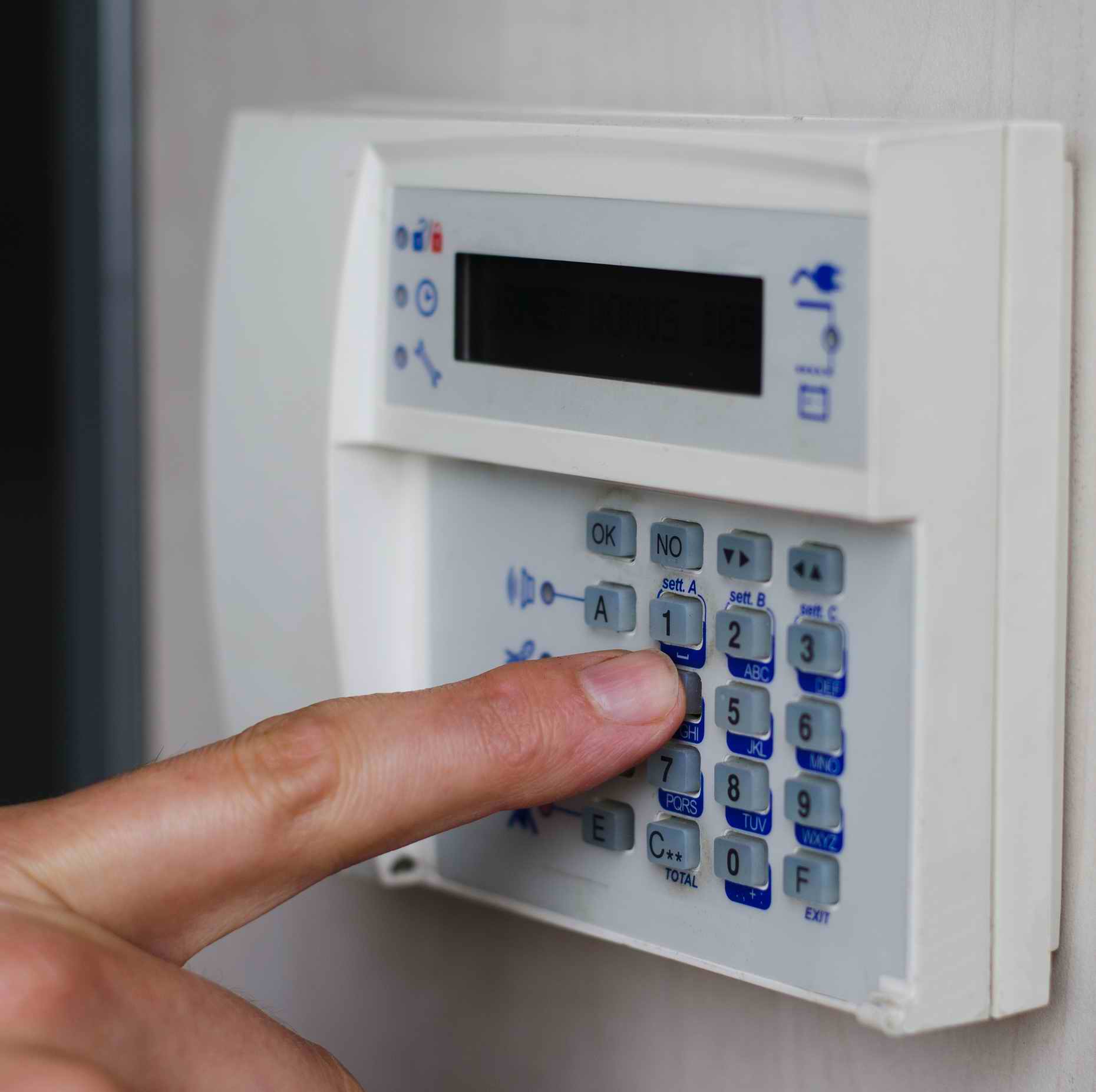 СИГНАЛИЗАЦИЯ <br /><br />